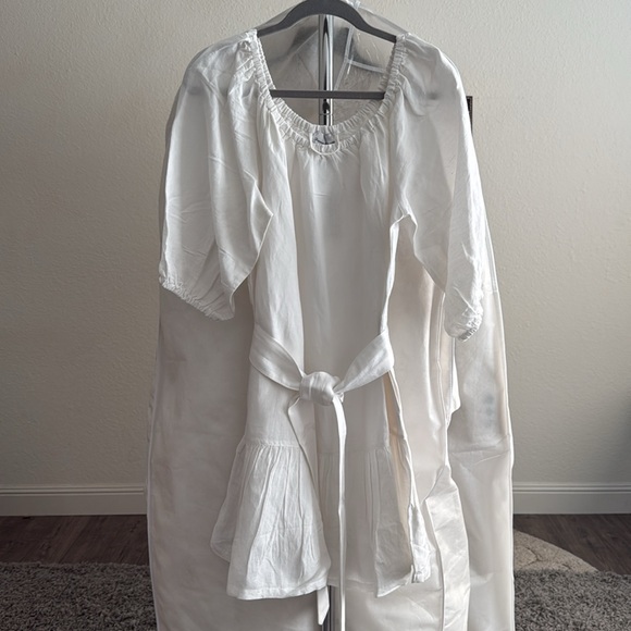 TOMMY BAHAMA ST. LUCIA TIERED DRESS - Picture 1 of 7